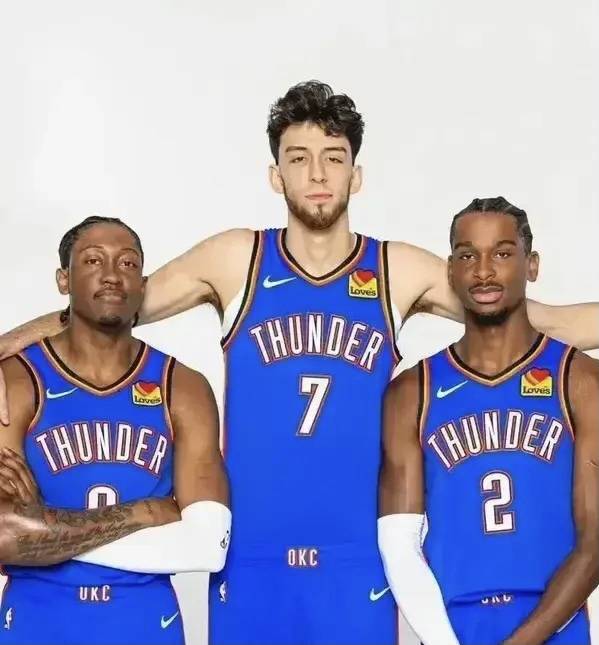 澳洲站F1｜雨战中斗智斗勇 诺里斯喜迎开门红