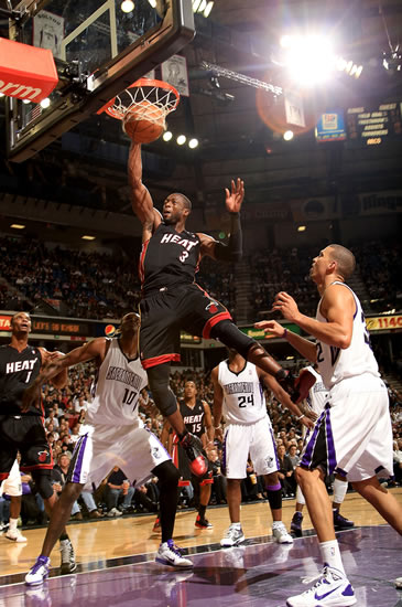 谁还敢说杨瀚森慢？快攻速度拉满，有那股NBA味儿了